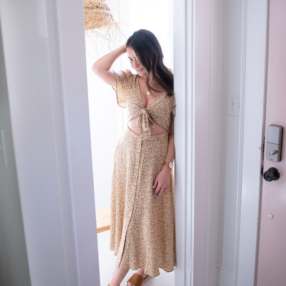 Floral Tie-Front Midi Dress